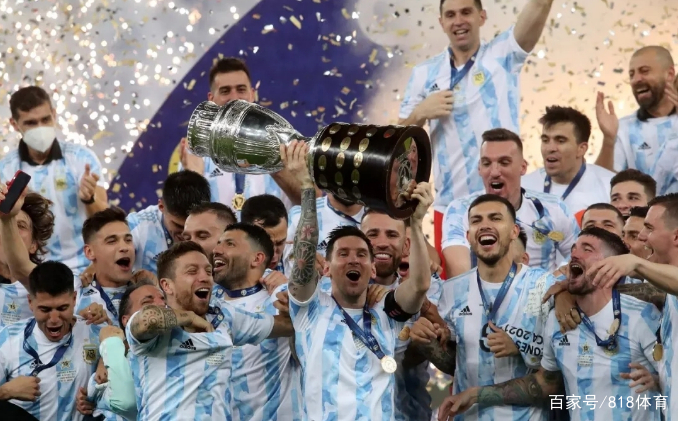 Messi ya sadaukar da nasarar lashe kofin Copa America ga daukacin al’ummar Argentina da kuma Diego Maradona_fororder_0722-2