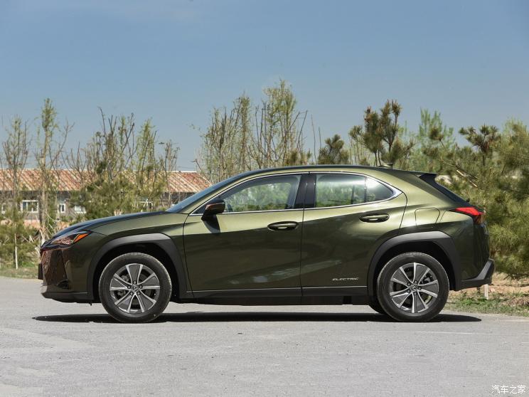 汽车频道【4月27日】【头条新闻红条】售价36.2万元起 雷克萨斯UX 300e上市