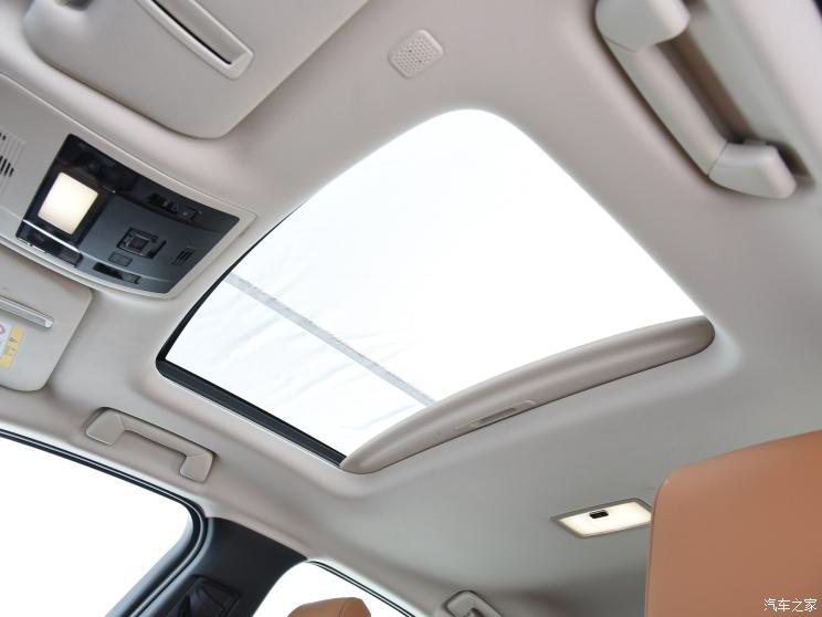 汽车频道【4月27日】【头条新闻红条】售价36.2万元起 雷克萨斯UX 300e上市