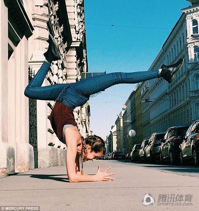 高清:画面好美!女孩高难瑜伽自拍走红网络 高清:画面好美!女孩高难瑜伽自拍走红网络