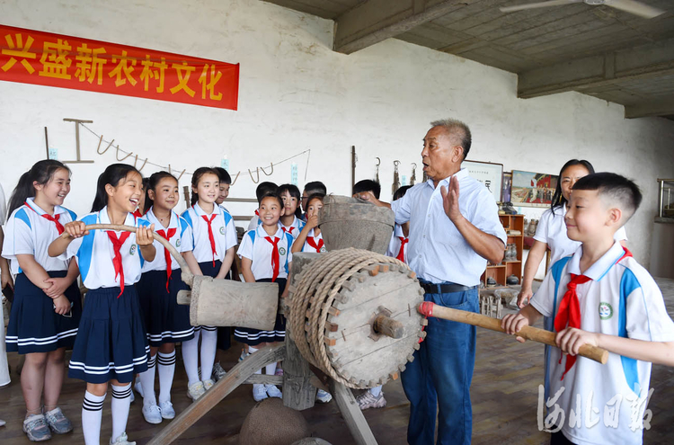 河北寧晉：民俗博物館裏體驗農耕文化