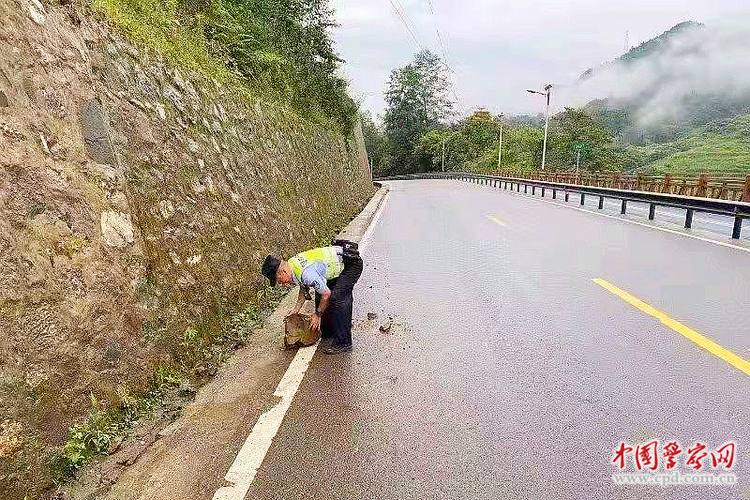 （转载白名单）汶川发生4.8级地震！四川公安有序推进抢险救援工作