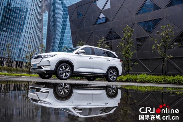 汽车频道【供稿】【资讯】首付低至5.99万起 长安欧尚X7EV开启电动车刷脸时代