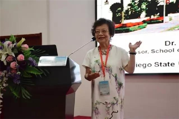 “红心照英才·大师栋梁培养工程”在京正式启动_fororder_63