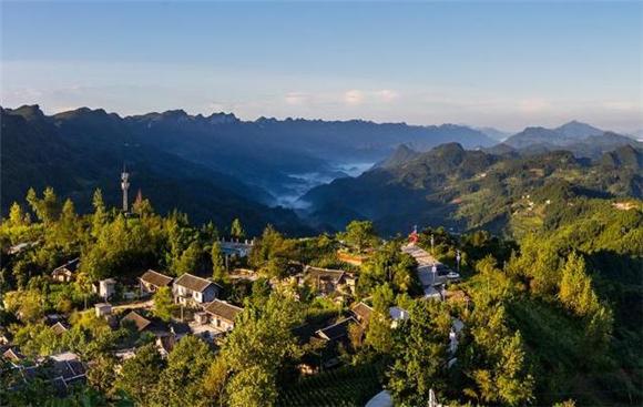 黔江：美麗鄉村 雲上水市