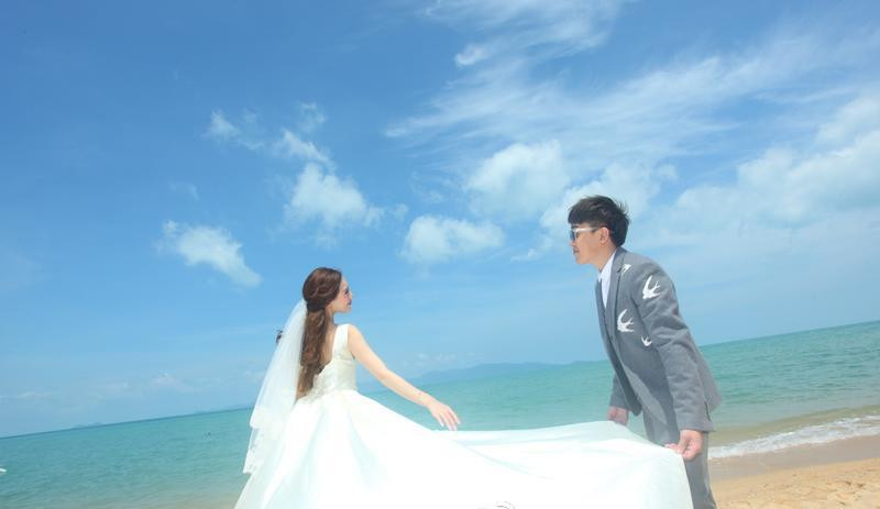 快男刘心婚纱照曝光与女友相恋五年