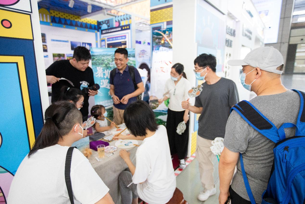 立足特色打造研学精品 尚湖夏季文旅推介走进上海虹桥_fororder_81