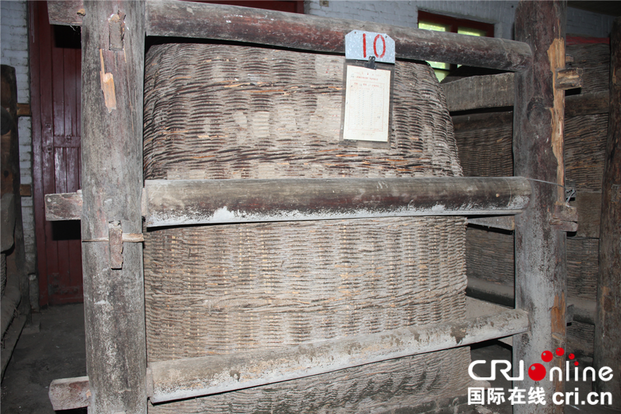 走进“华山论剑”西凤酒厂 见证“好品质 专线造”的中国品牌