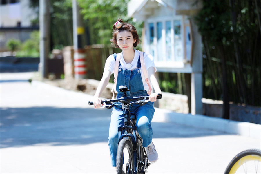 图片默认标题_fororder_景甜《青春旅社》3