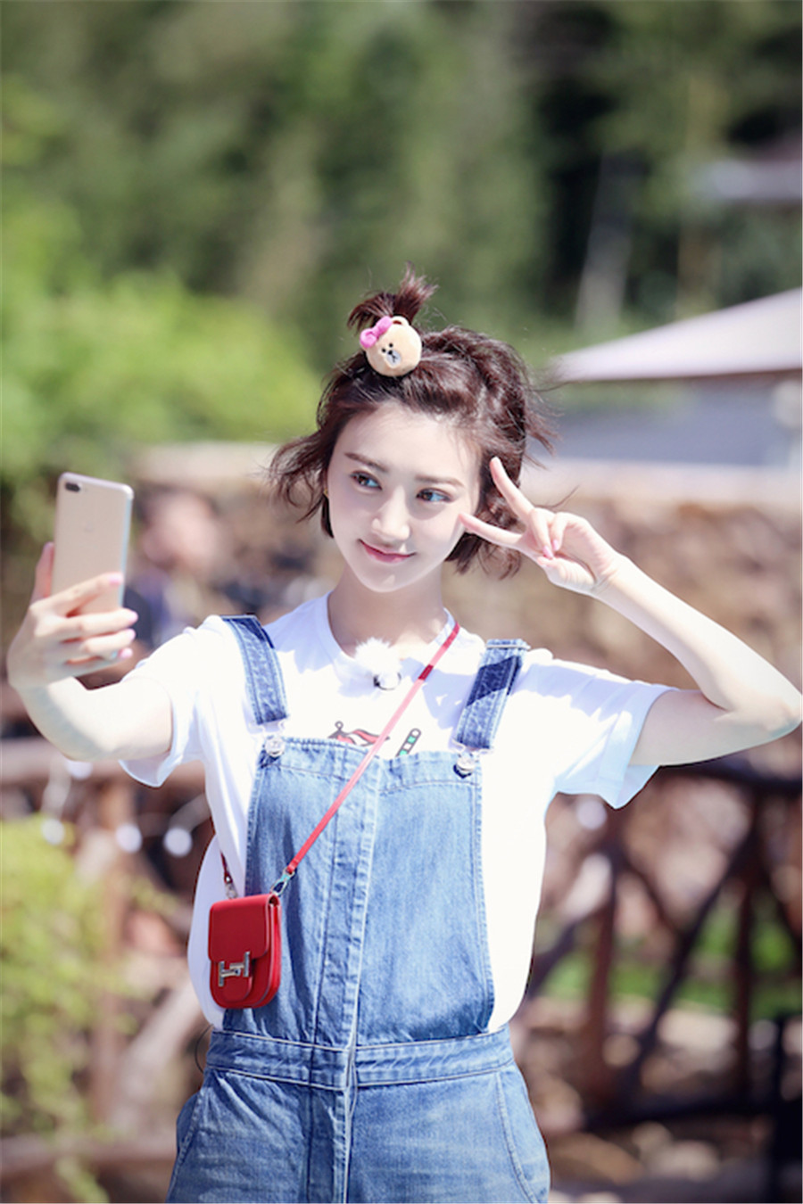 图片默认标题_fororder_景甜《青春旅社》6