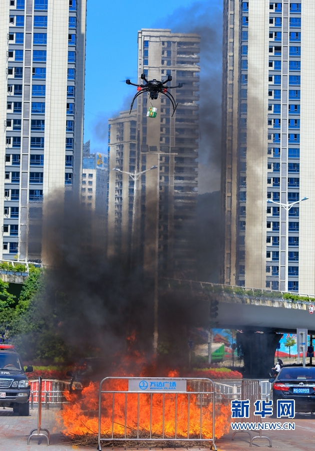 【焦點圖】【三明】【移動版】【Chinanews帶圖】福建：無人機助力消防救災