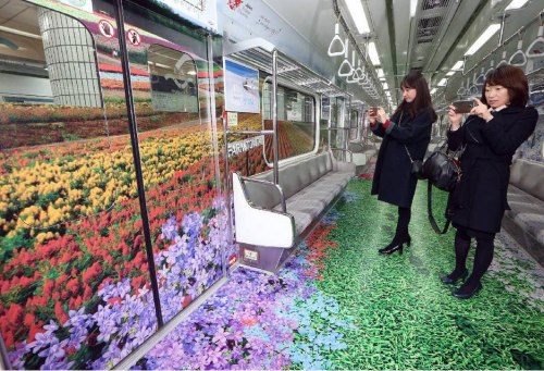 韩国首尔地铁华丽变身 乘客仿佛置身异国(组图)