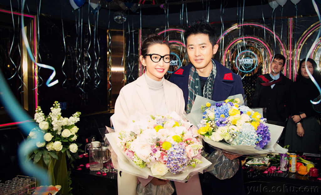 李冰冰为任泉庆生送惊喜 已相识23年