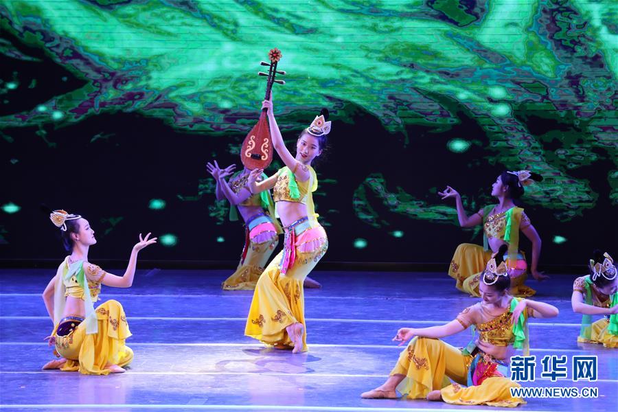 “絲路記憶·西北五省區非遺展演”敦煌開幕