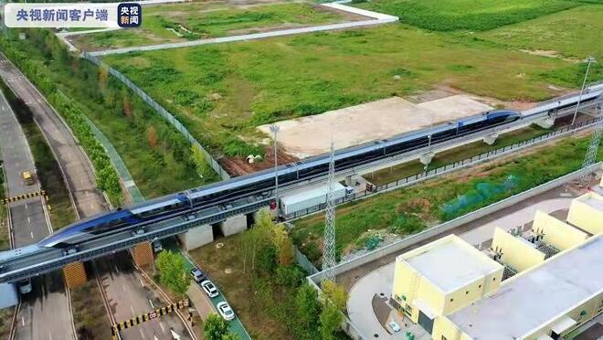 Pinakamabilis na maglev train sa daigdig, yari na sa Qingdao_fororder_20210720maglev1