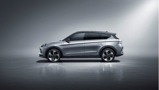 汽车频道【供稿】高端智能汽车BAT：Benz、Tesla、ARCFOX