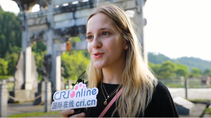 【视频】Hi，黄山！当国际网红遇见礼仪徽州