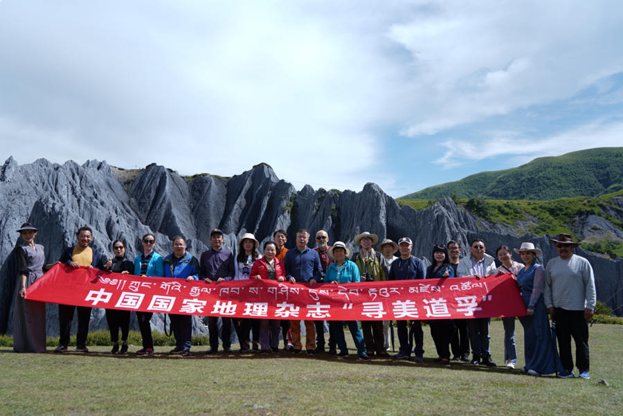 寻美道孚 打卡“异域星球”——墨石公园_fororder_图1