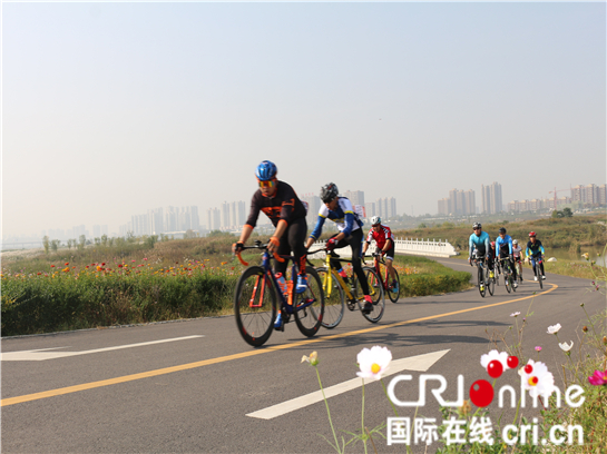 自行车场地赛在西安举办 助力企业油气增效 文化增辉