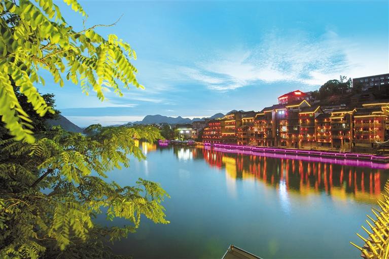 （中首）花样“玩水”叩开贵州盛夏_fororder_中首3