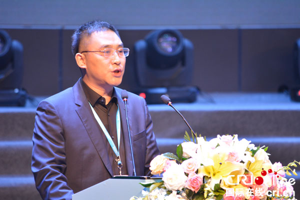宜宾手机企业酷比发布新品f1 影帝邓超助阵-国际在线