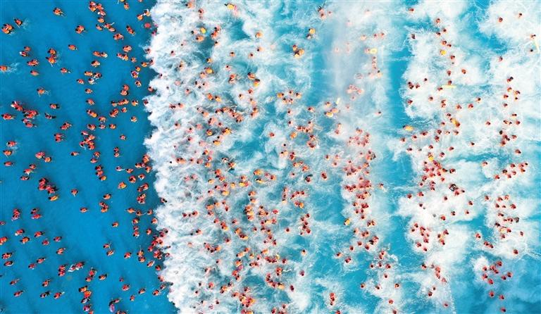 （中首）花样“玩水”叩开贵州盛夏_fororder_中首1