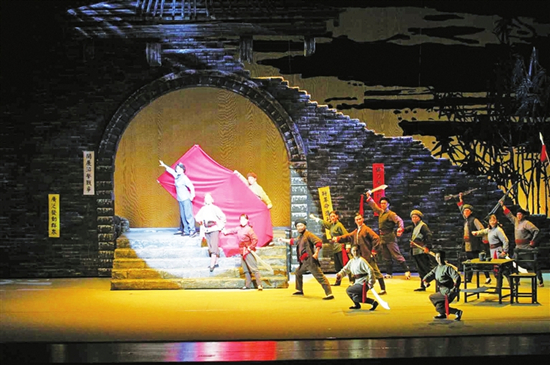 【文化】【摘要】新版川劇《江姐》在重慶國泰藝術中心上演