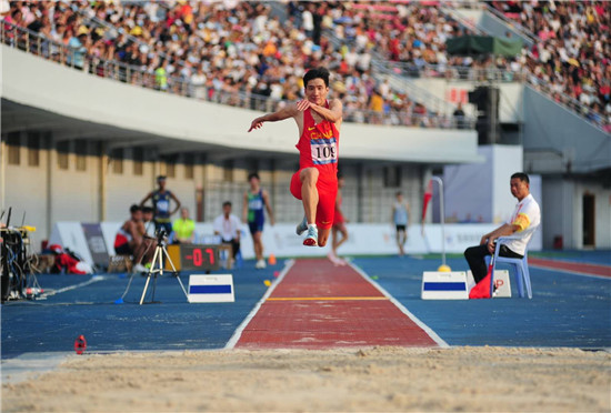 【CRI专稿 列表】亚洲田径大奖赛在江津开幕 吴智强获男子100米冠军