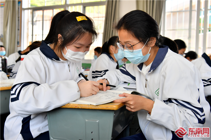 大田六中初三学生在交流学习心得.