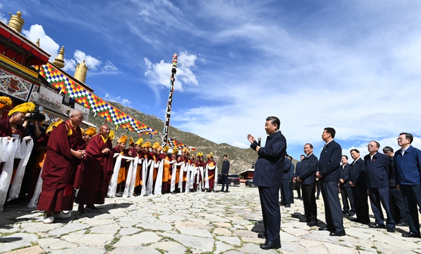習近平在西藏考察時強調 全面貫徹新時代黨的治藏方略 譜寫雪域高原長治久安和高品質發展新篇章