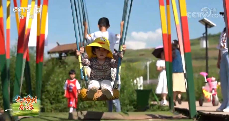【走进乡村看小康】青海西宁花海香四溢、旅游富农家 有力推动乡村振兴