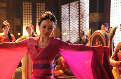 美女早晚會變老大媽：劉雪華蕭薔昔日絕美賽天仙