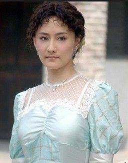 美女早晚會變老大媽：劉雪華蕭薔昔日絕美賽天仙