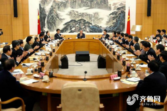 山东省委组织社科理论界学习会 刘家义出席并讲话 山东省委组织社科理论界学习会 刘家义出席并讲话_fororder_1509272247636_meitu_1