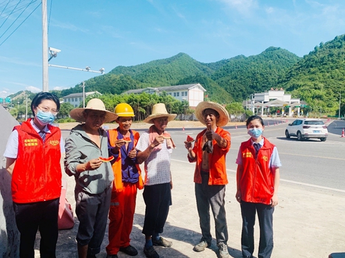 江西省交投集团景德镇管理中心：践行为民办实事 志愿服务正当时_fororder_1