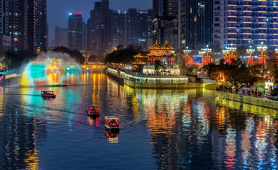 （中首）合江亭 成都人的“爱情打卡点”