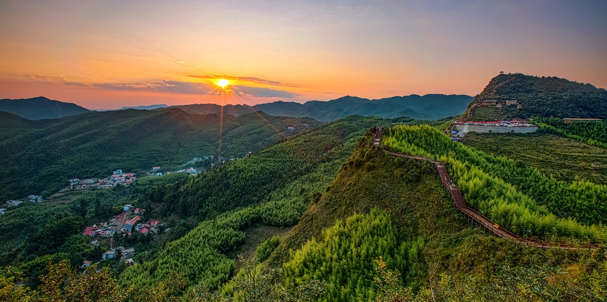 六盤水：大力發展全域旅遊_fororder_竹海