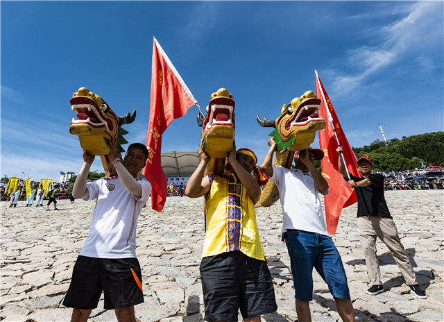 【湖北】【客戶稿件】湖北秭歸：屈原故里龍舟競渡 端午佳節情寄哀思