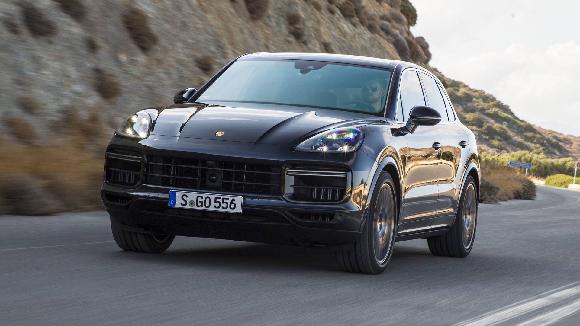 圖片默認標題_fororder_2019-porsche-cayenne-first-drive (4)