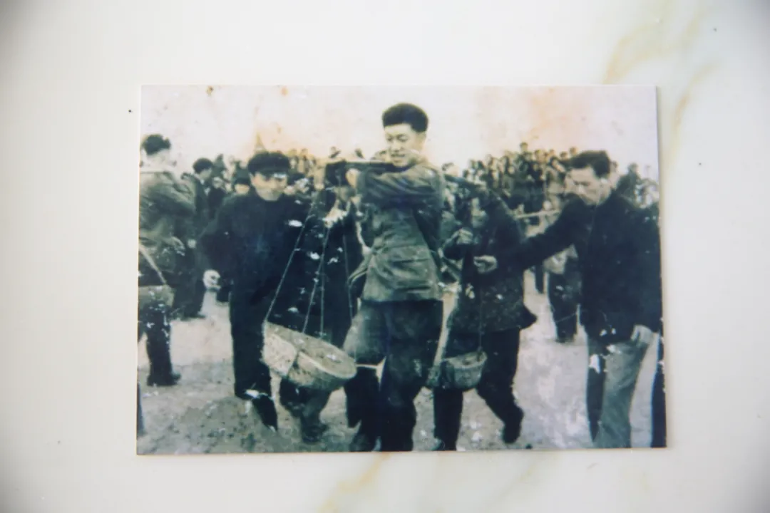 （转载）向英雄致敬 | 断臂老兵李化武 本色依旧