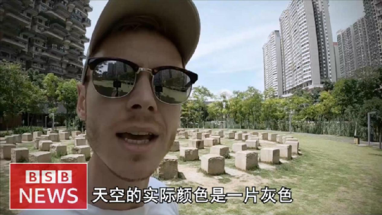 这位英国小哥叫贾森(jason lightfoot),今年32岁,在英