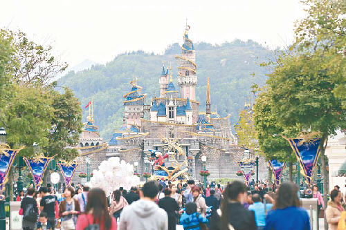 日媒:內地遊客改去上海 香港迪士尼聚客魔法失靈