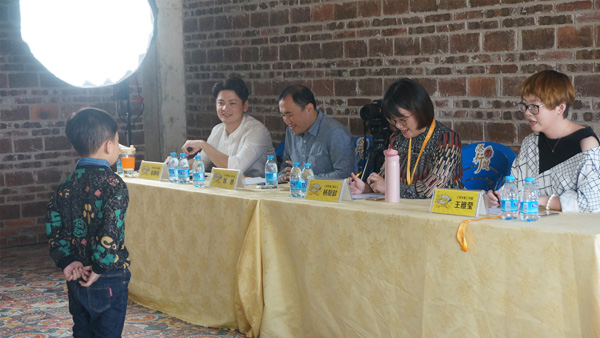 小戏骨参加电影《芳华里》试镜 与冯小刚《芳华》无关