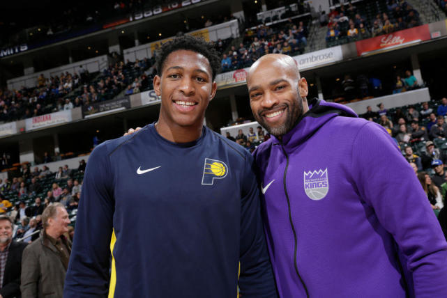 NBA最年轻与最年长球员相遇 两者年龄相差7939天 NBA最年轻与最年长球员相遇 两者年龄相差7939天