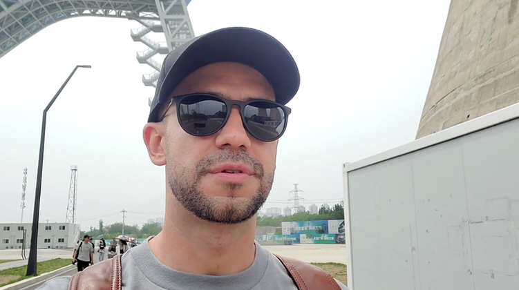 Mythical! This Is What Happens When a Bunch of YouTubers Get Together to Have Some Fun in Beijing