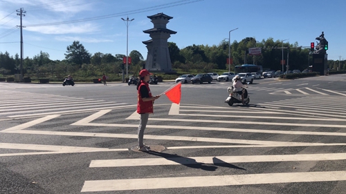江西省交投集团景德镇管理中心：践行为民办实事 志愿服务正当时_fororder_3