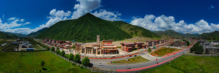 "天府旅游名县巡礼"走进甘孜州康定市 看"名县"品牌建设之路