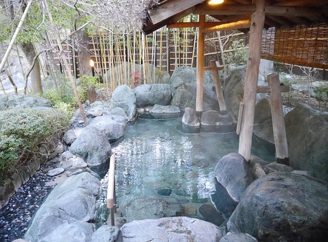 世界最老旅馆已营业1311年 保旧时风貌颇受欢迎