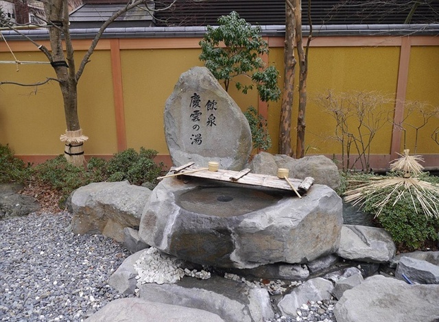 世界最老旅馆已营业1311年 保旧时风貌颇受欢迎