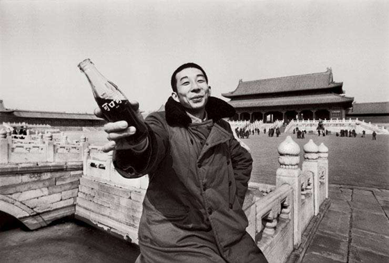 请来殿堂级摄影大师做评审 华为新影像大赛玩“大”了